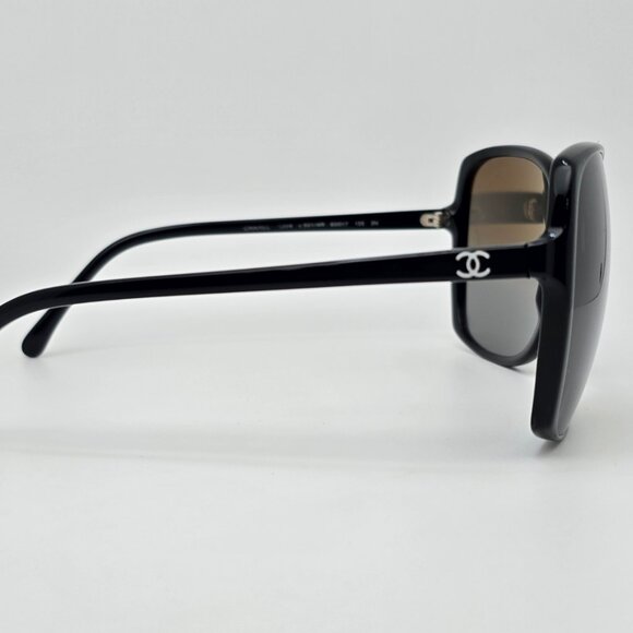 Chanel 5204 c.501/4R Black Frame Grey Gradient Lens Oversized Sunglasses Italy - Picture 5 of 12
